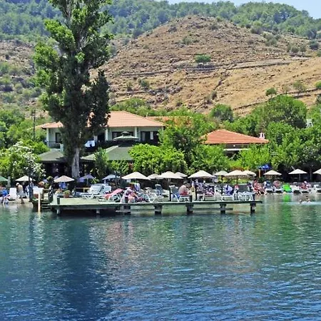 Mavi Deniz Selimiye *